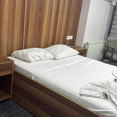 Piola Kadikoey Istanbul