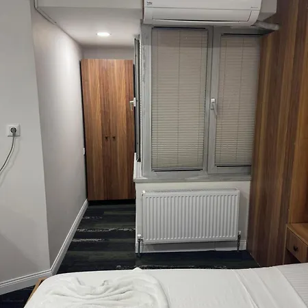 Piola Kadikoey 3* Istanbul