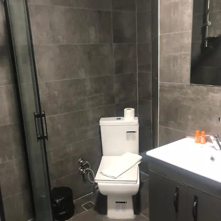 Piola Kadikoey Hotel 3*